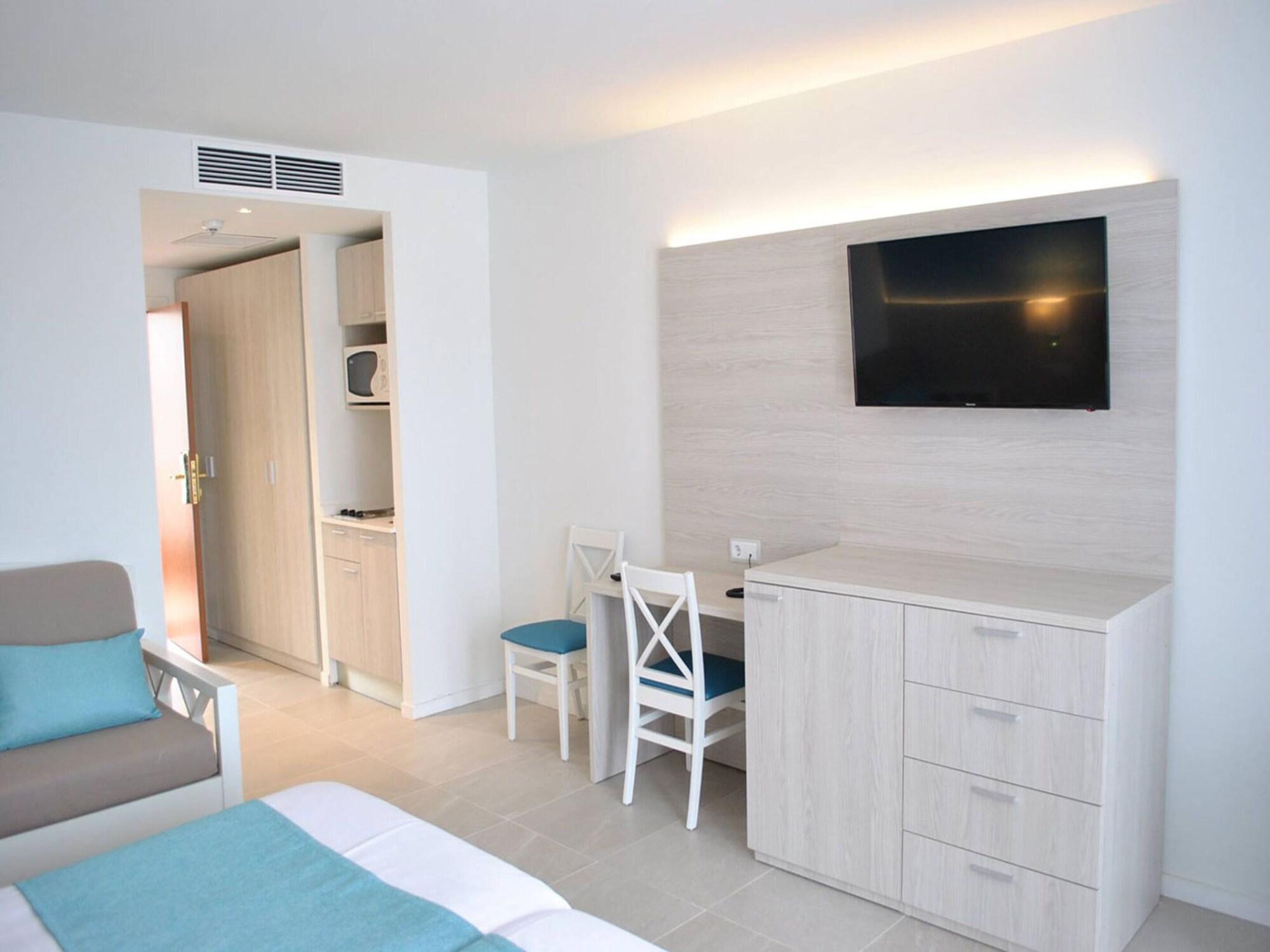 Y Paguera Aparthotel