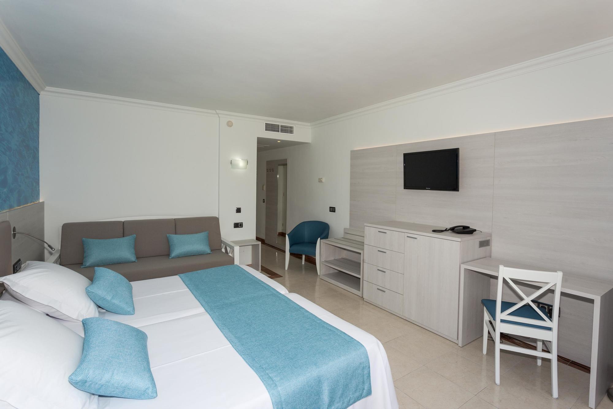 Y Paguera Hotel apartamentowy Peguera
